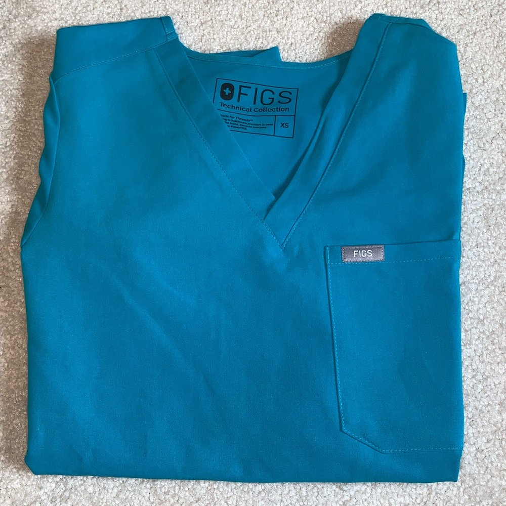 Teal xsmall fig scrub top